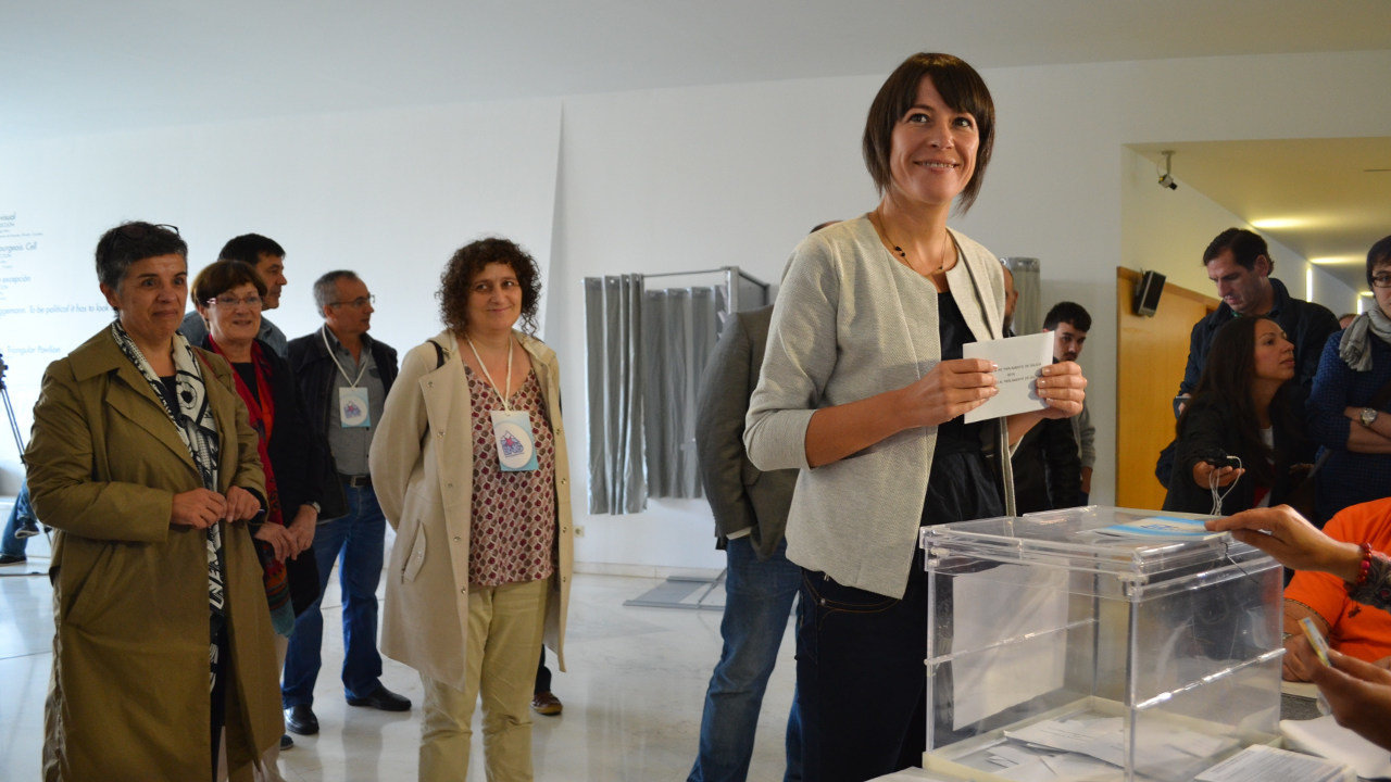 Ana Pontón votando no CGAC