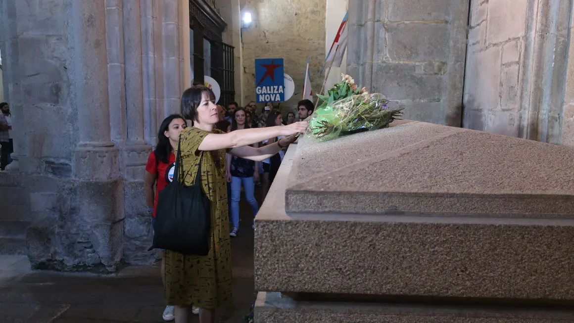 Homenaxe de Galiza Nova a Rosal&iacute;a de Castro e Castelao