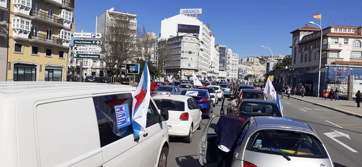 Caravana contra as peaxes da AP-9 - 1