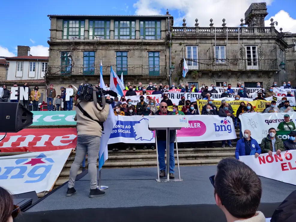 Manifestaci&oacute;n contra a suba dos prezos e o empobrecemento social