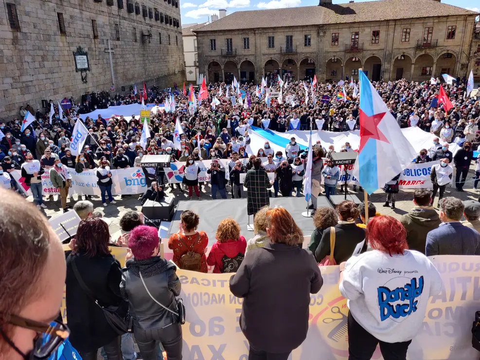 Manifestaci&oacute;n contra a suba dos prezos e o empobrecemento social