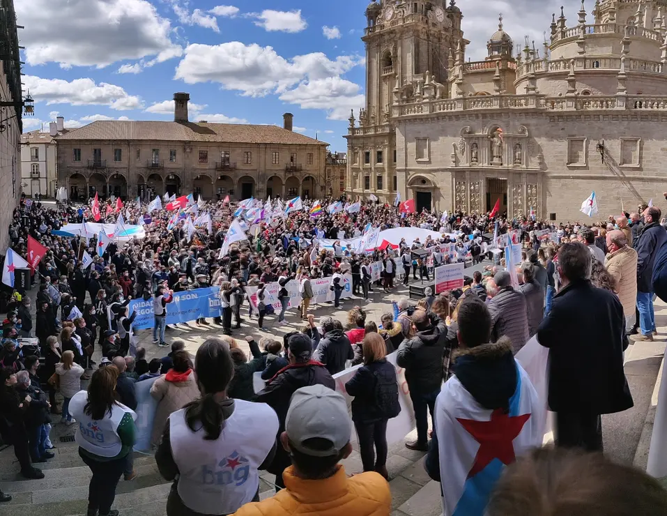 Manifestaci&oacute;n contra a suba dos prezos e o empobrecemento social