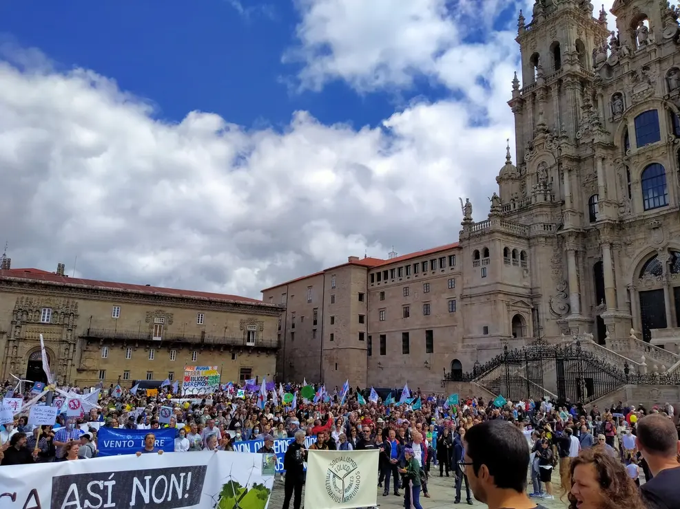 Manifestaci&oacute;n E&oacute;licos si, pero non as&iacute; 9
