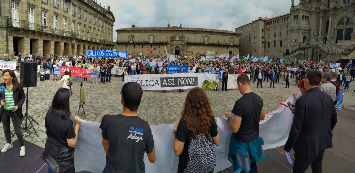 Manifestaci&oacute;n E&oacute;licos si, pero non as&iacute; 8