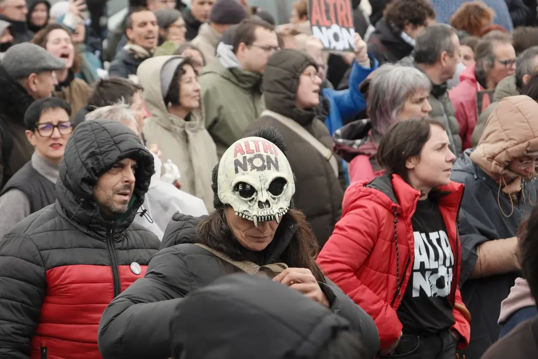 Manifestaci&oacute;n contra Altri na Pobra do Carami&ntilde;al - 16