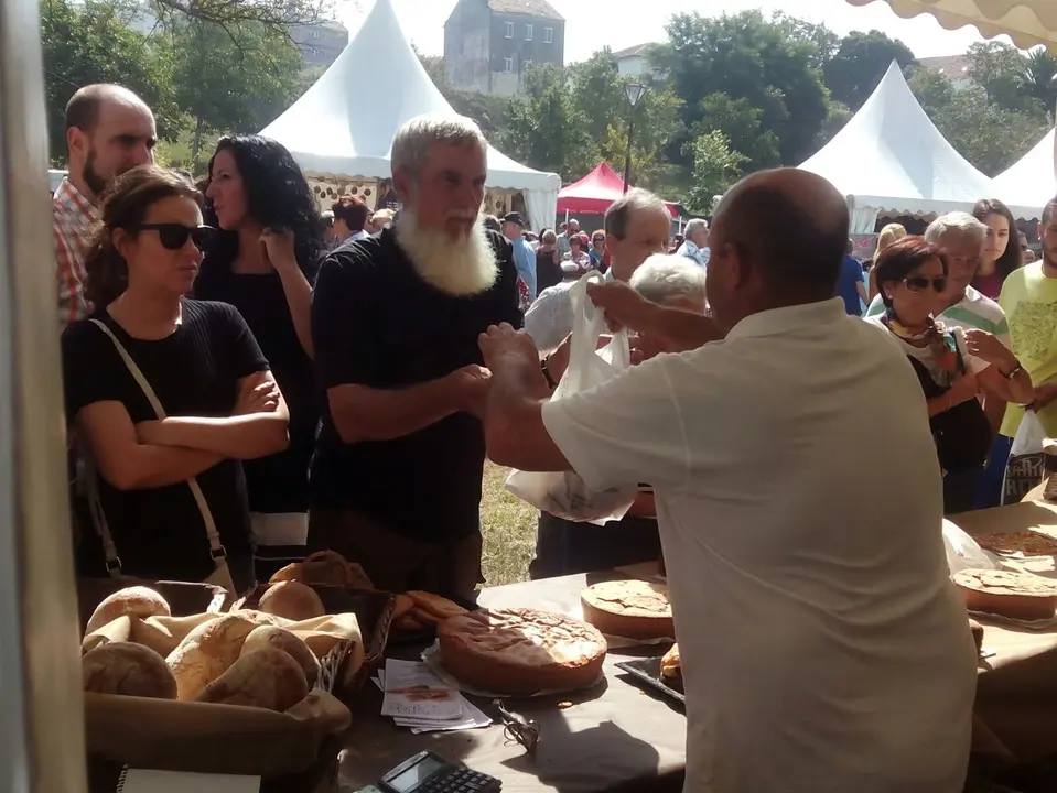 Mini na feira de Neda