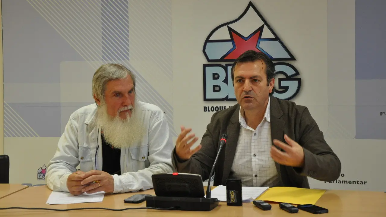 Lu&iacute;s Bar&aacute; e  Mini