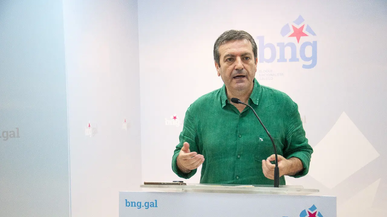 Lu&iacute;s Bar&aacute;