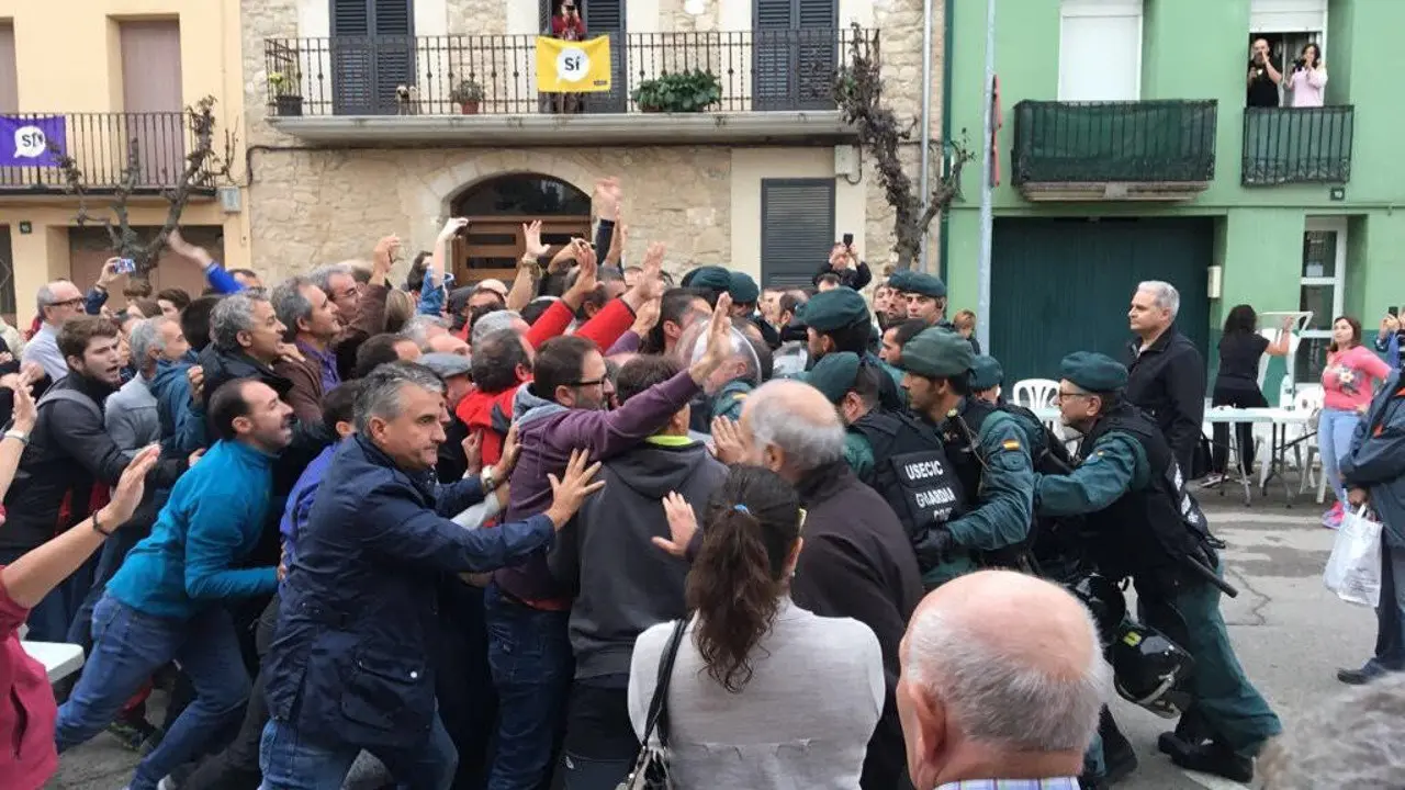 Repesi&oacute;n da Garda Civil