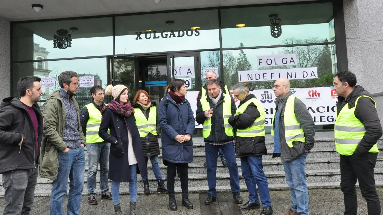 Folga indefinida de Xustiza