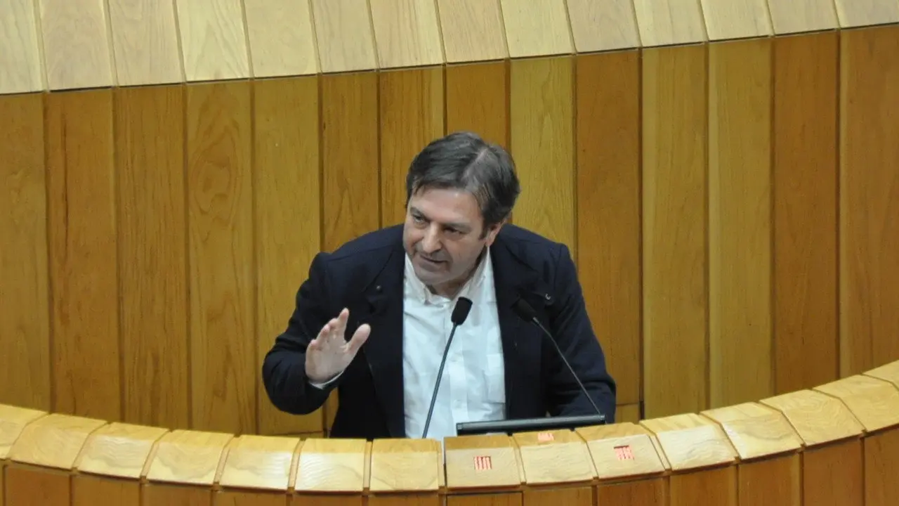 Lu&iacute;s Bar&aacute;