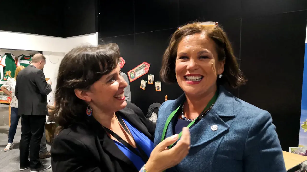 Ana Miranda e Mary Lou McDonald