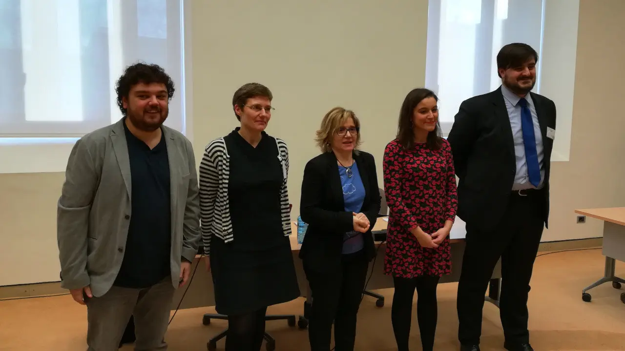 Comisi&oacute;n alternativa sanidade