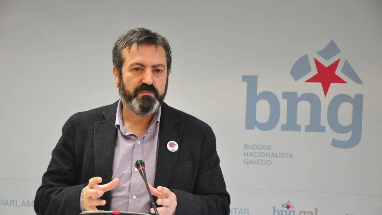 Lu&iacute;s Bar&aacute;