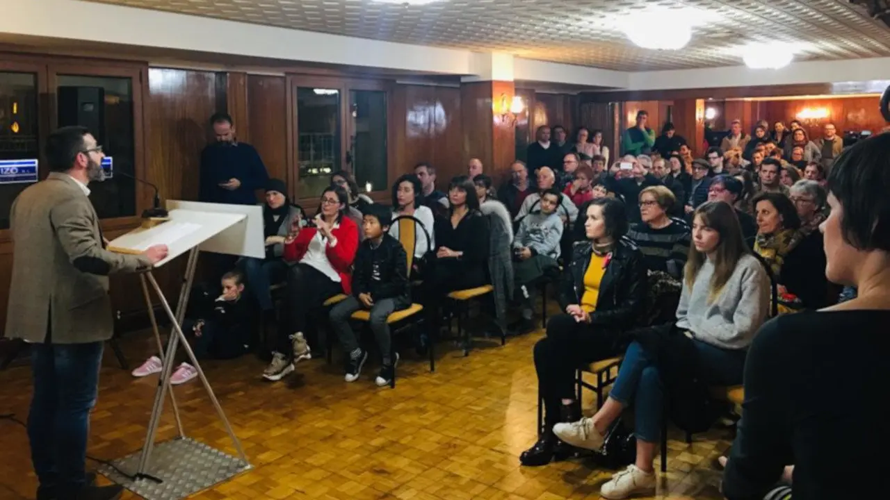 Presentaci&oacute;n Lal&iacute;n