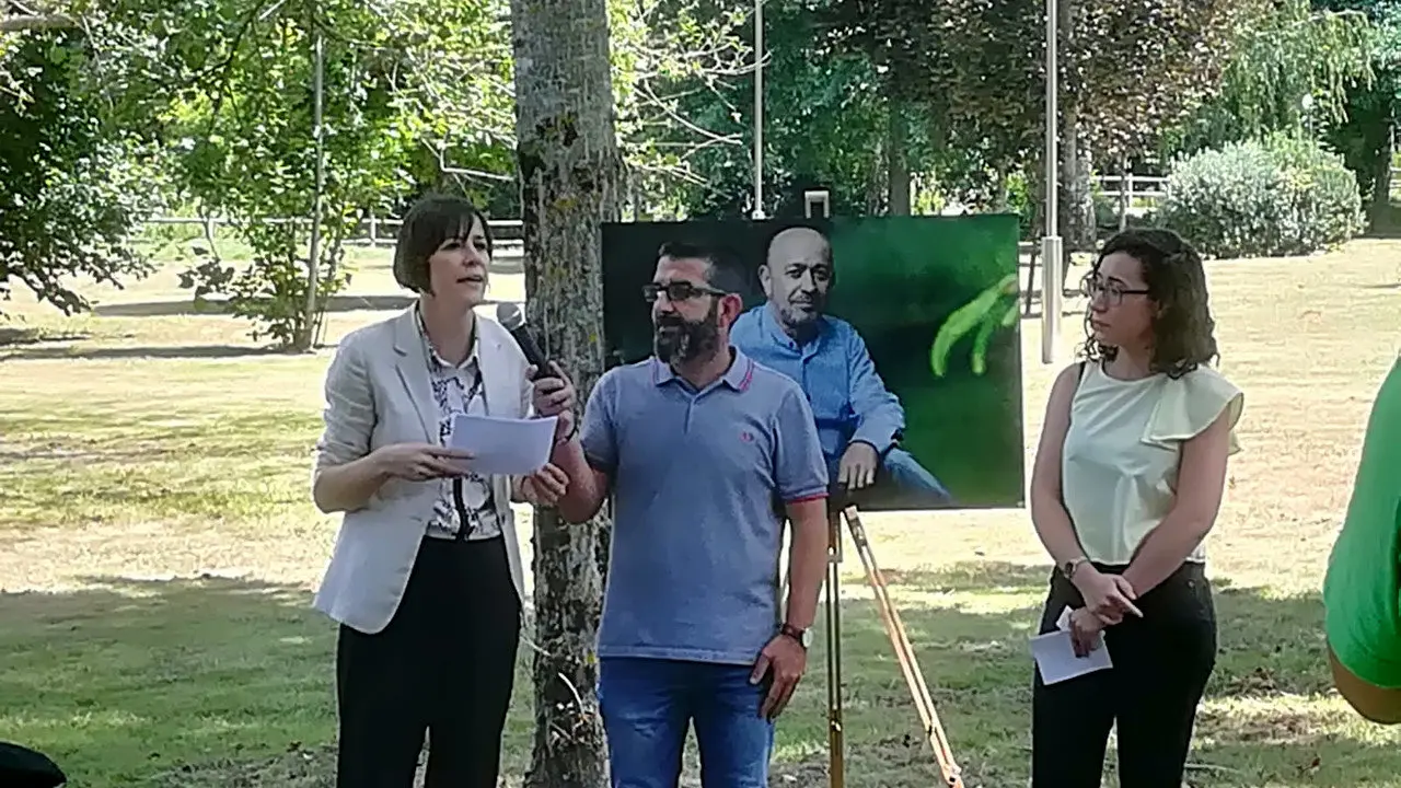 Homenaxe Menfis