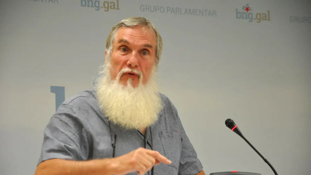 Xos&eacute; Lu&iacute;s Rivas "Mini"