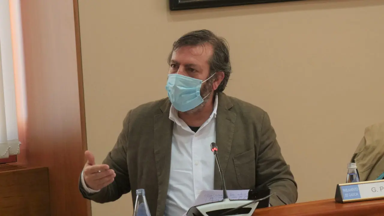 Lu&iacute;s Bar&aacute;