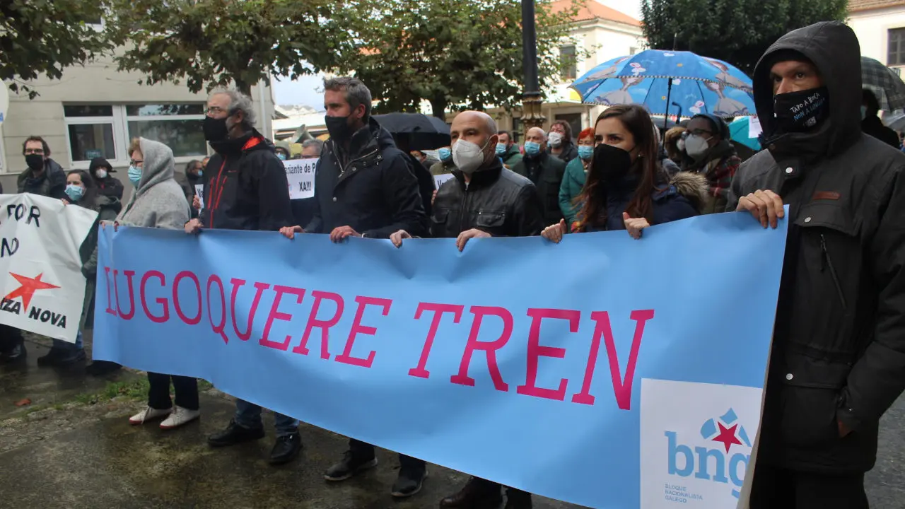 Lugo quere tren
