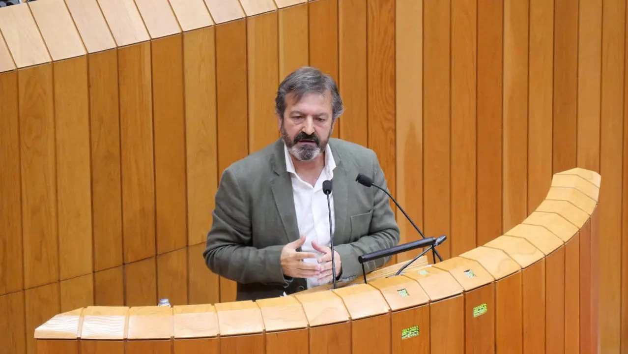 Lu&iacute;s Bar&aacute;