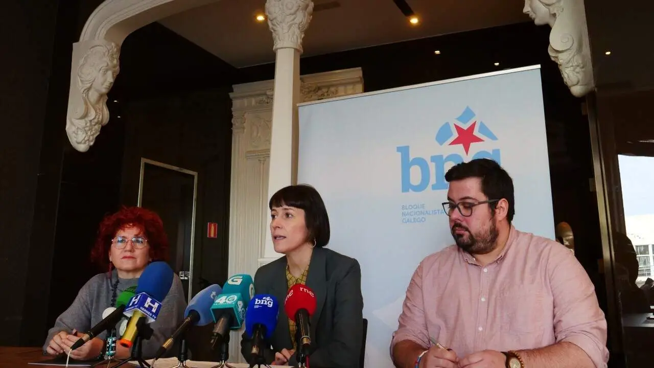 Montse Prado, Ana Pont&oacute;n e Xabier P. Igrexas