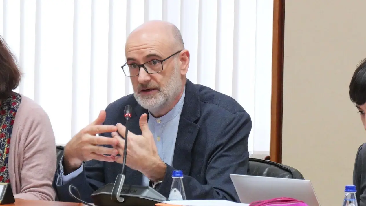 Secundino Fern&aacute;ndez