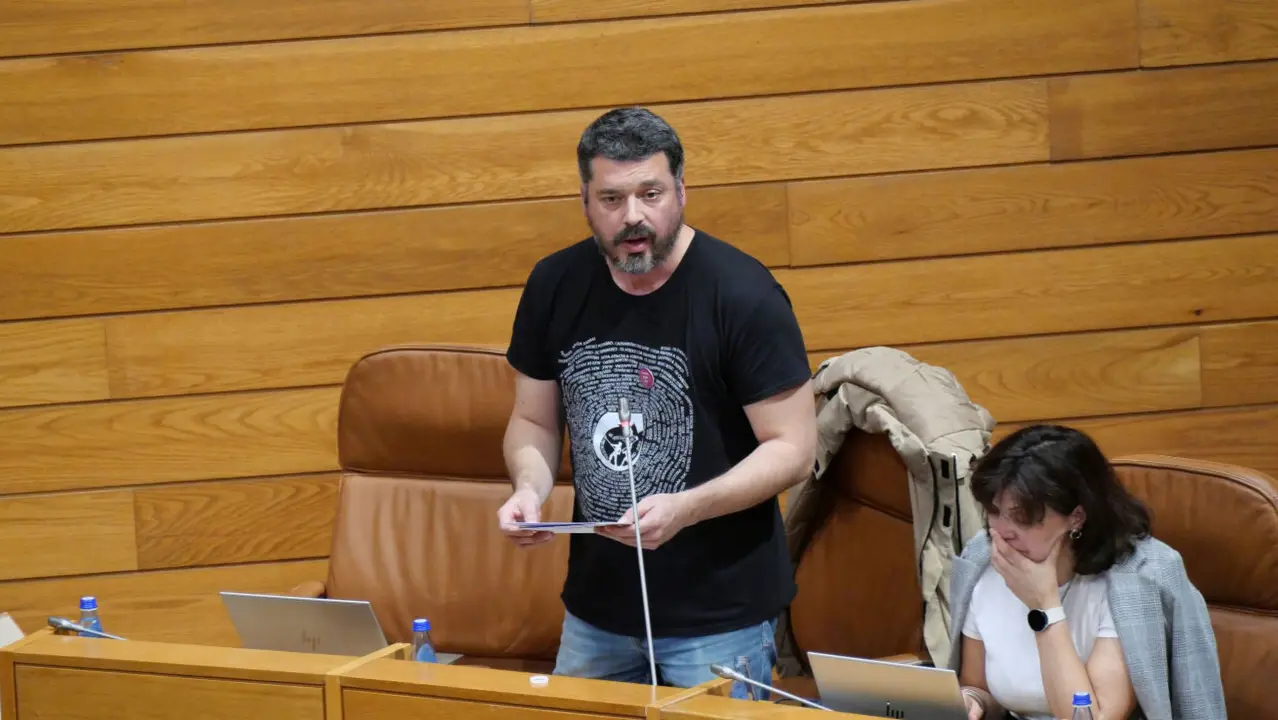 Mon Fern&aacute;ndez