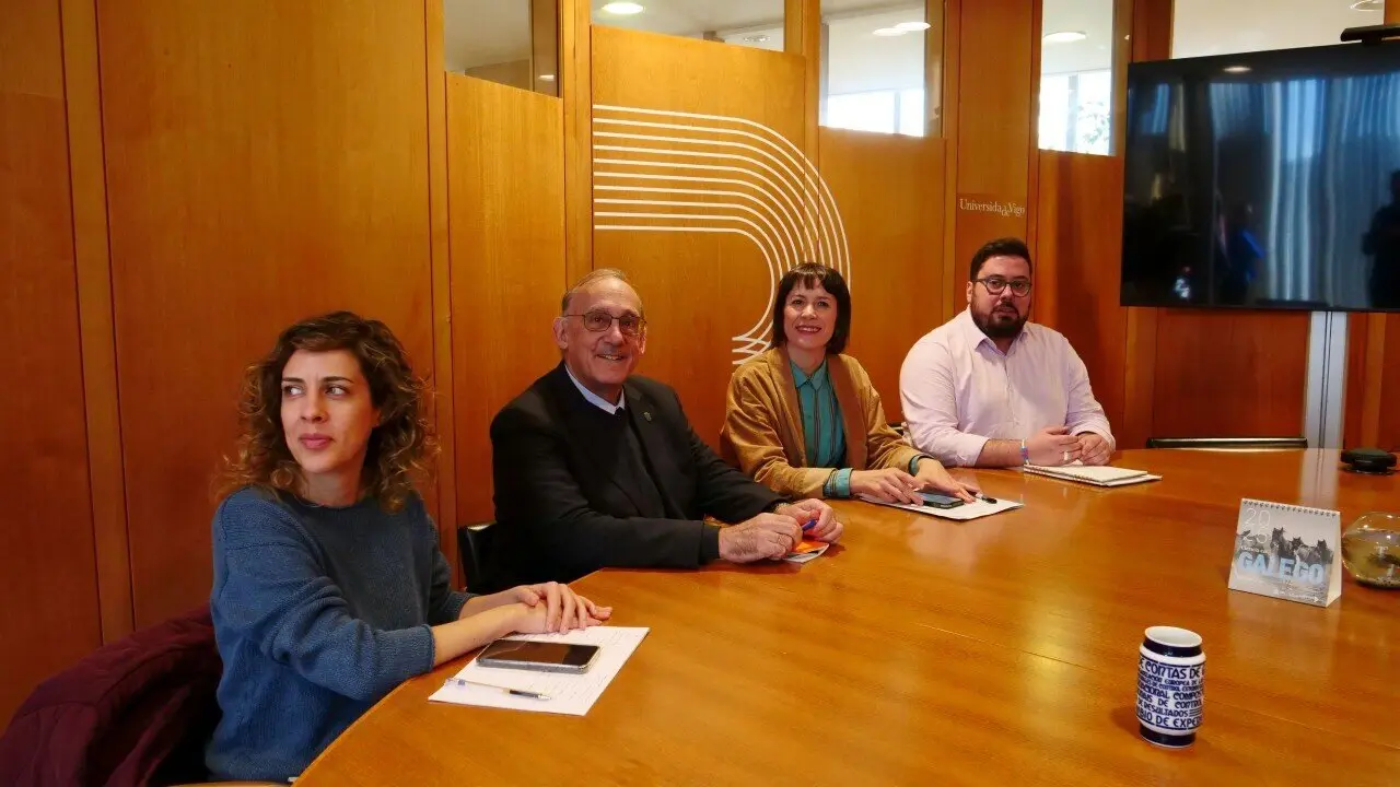 Reuni&oacute;n do BNG co reitor da UVigo