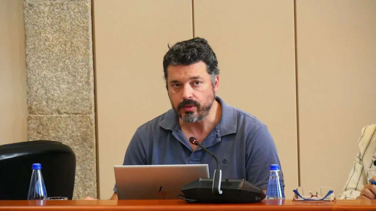 Mon Fern&aacute;ndez