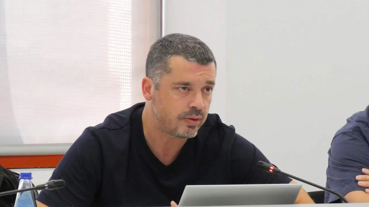 Mon Fern&aacute;ndez
