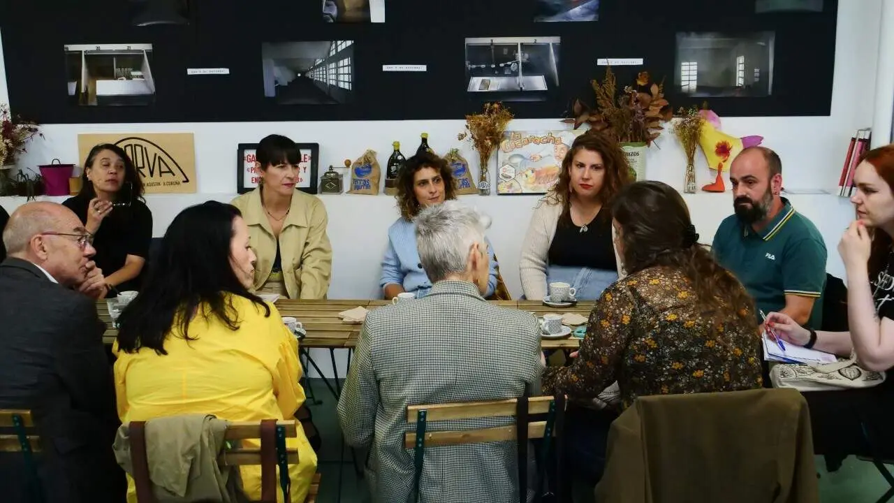 Encontro veci&ntilde;os e veci&ntilde;as da Coru&ntilde;a 