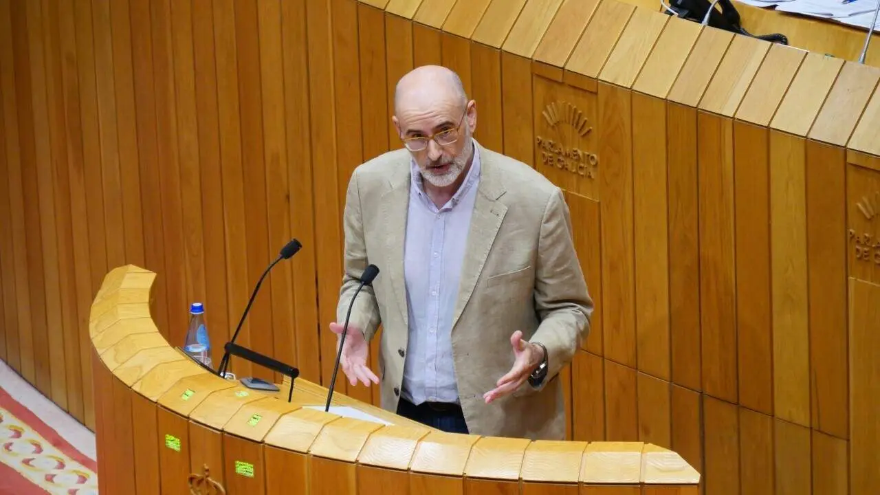 Secundino Fern&aacute;ndez