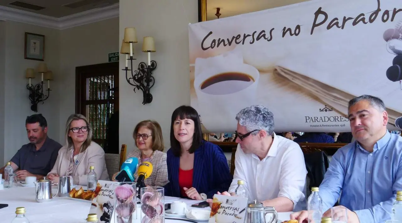Ana Pont&oacute;n en Conversas no Parador