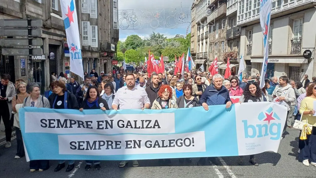 Manifestación Queremos Galego - faixa BNG