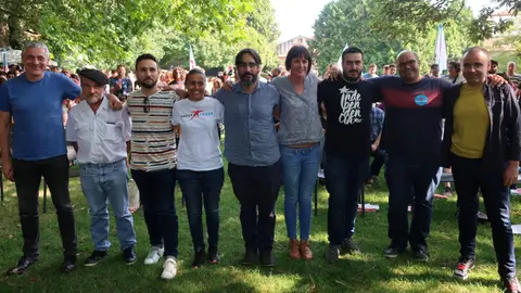 Ana Pont&oacute;n e secretari@s xerais de Galiza Nova
