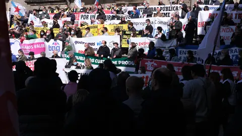Manifestaci&oacute;n contra a suba dos prezos e o empobrecemento social