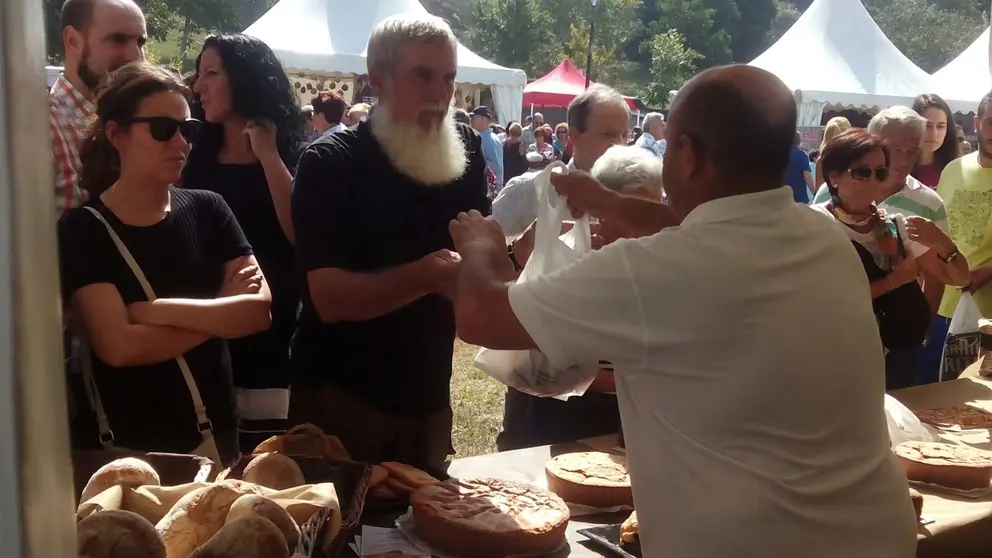 Mini na feira de Neda