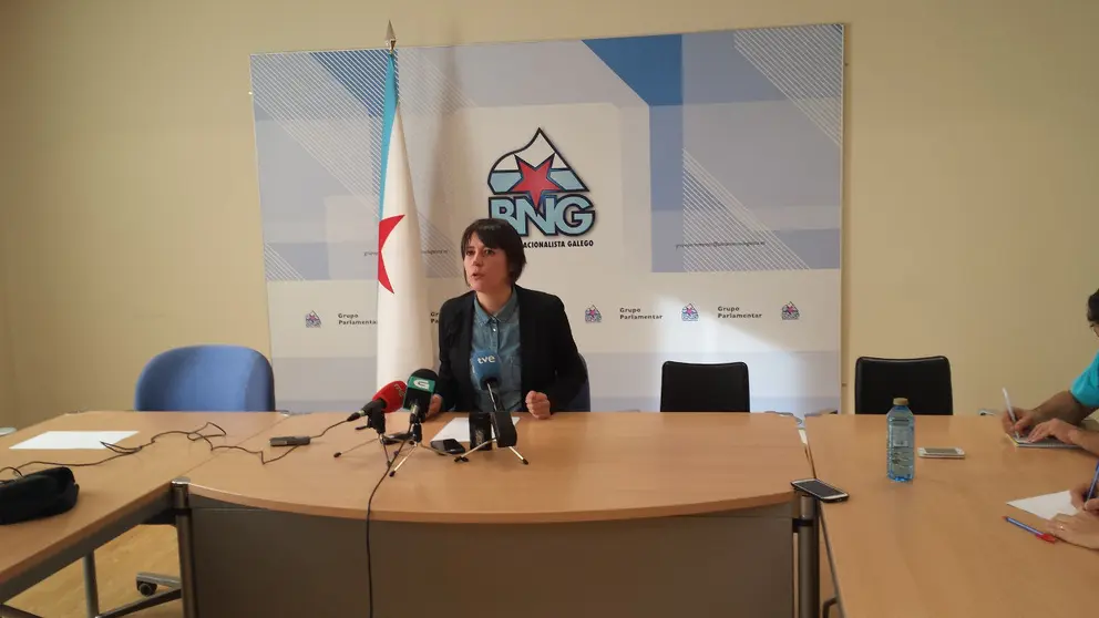 Rolda de prensa Ana Pont&oacute;n
