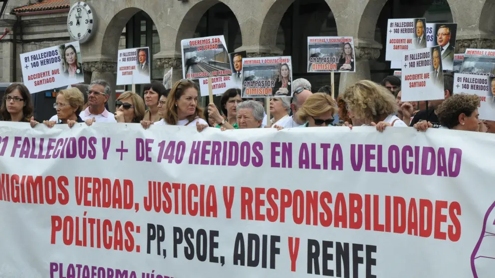 Manifestaci&oacute;n v&iacute;timas Angrois