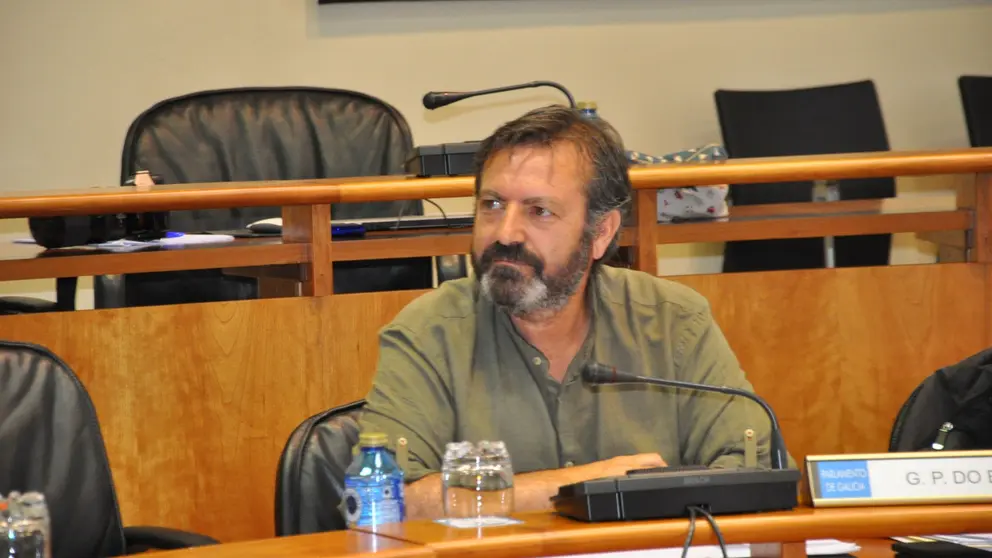 Lu&iacute;s Bar&aacute;