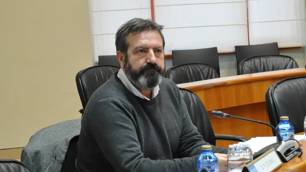Lu&iacute;s Bar&aacute;