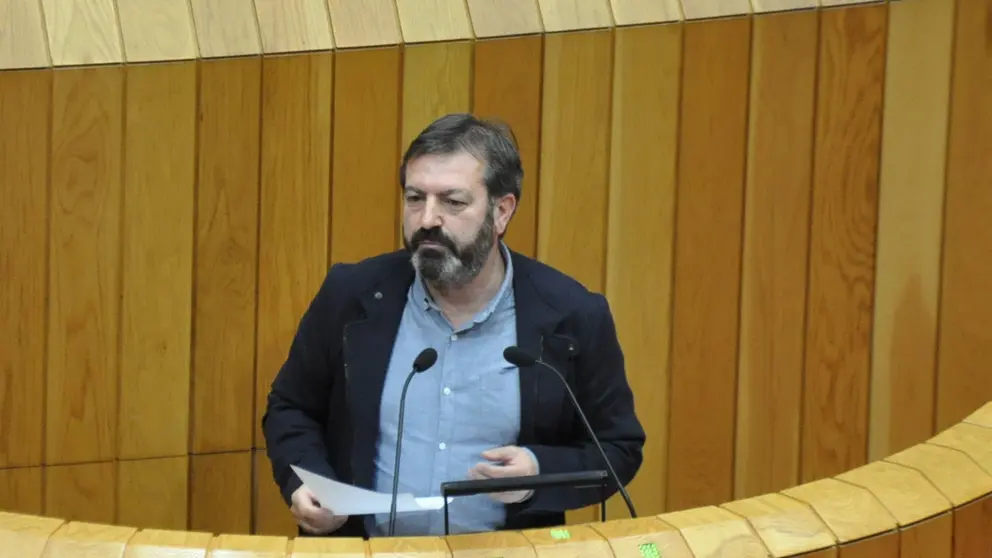 Lu&iacute;s Bar&aacute;