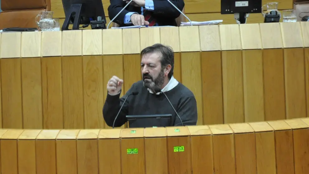 Lu&iacute;s Bar&aacute;