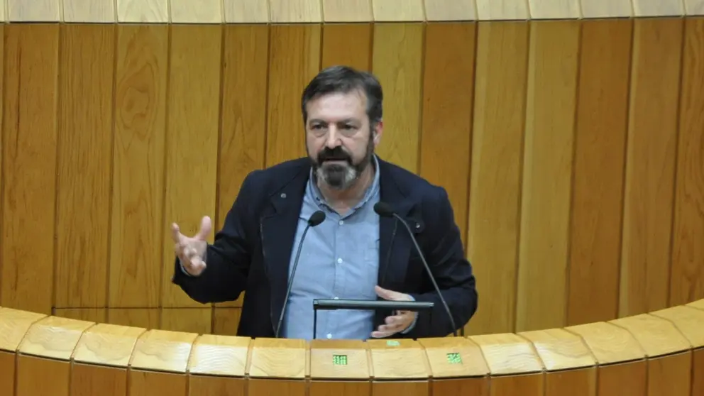 Lu&iacute;s Bar&aacute;