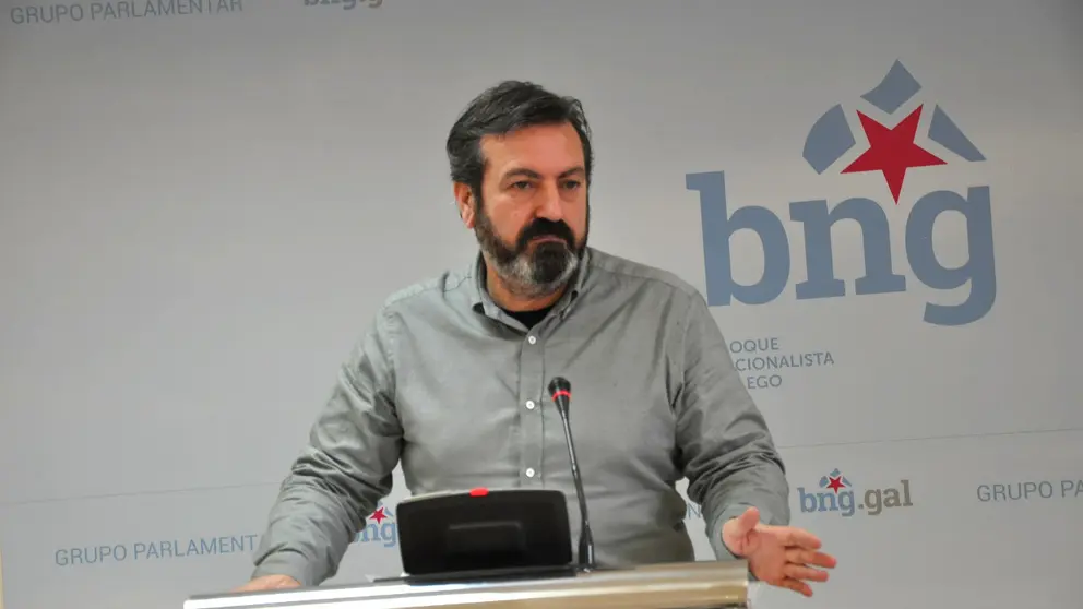 Lu&iacute;s Bar&aacute;
