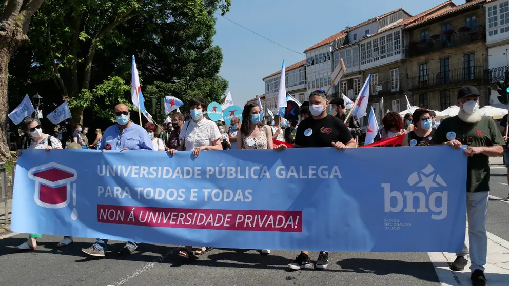 Manifestaci&oacute;n universidade 