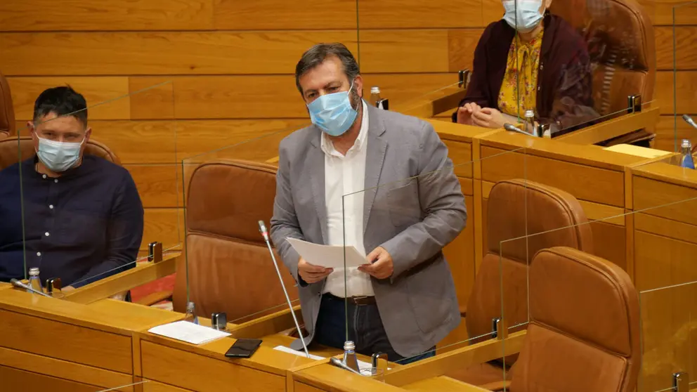 Lu&iacute;s Bar&aacute;
