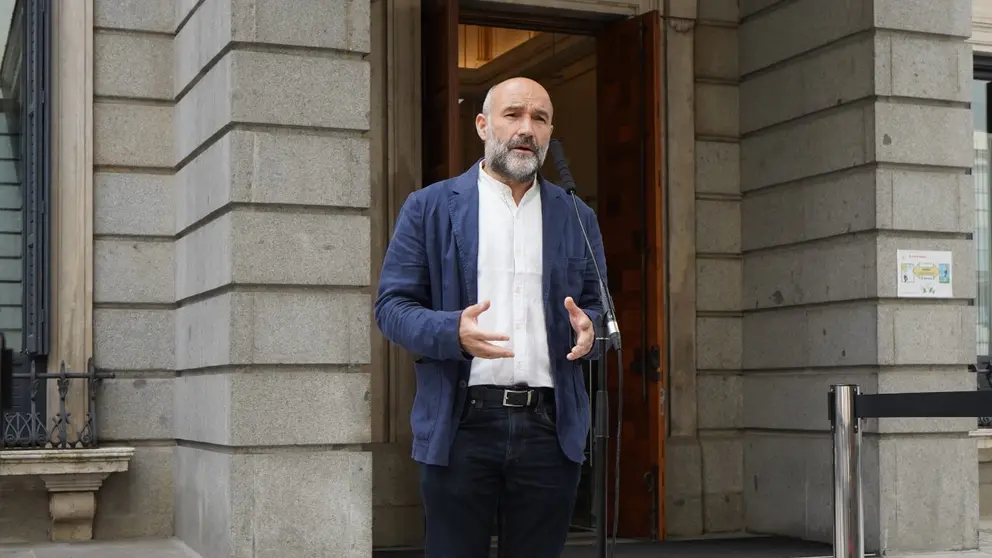 N&eacute;stor Rego