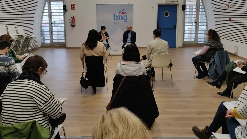 Encontro investigadoras e investigadores