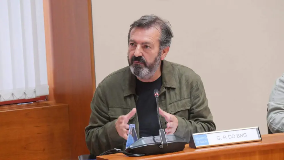 Lu&iacute;s Bar&aacute;